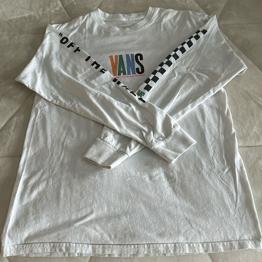 Teenager clothing Sale: Vans off the wall long sleeve t shirt bundle